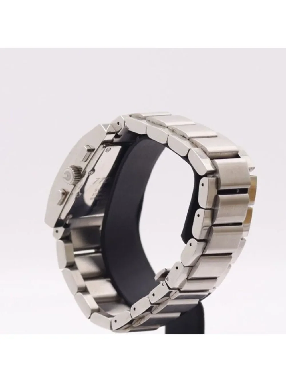 Gucci Quartz Date Chronograph Silver Dial Watch